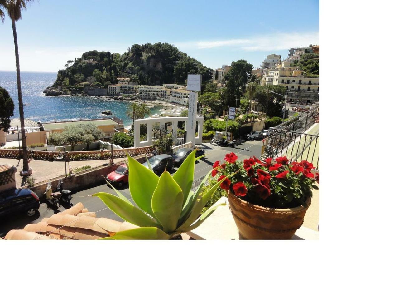 La Bomboniera Della Brigata Spendereccia! Apartment ตาออร์มินา ภายนอก รูปภาพ